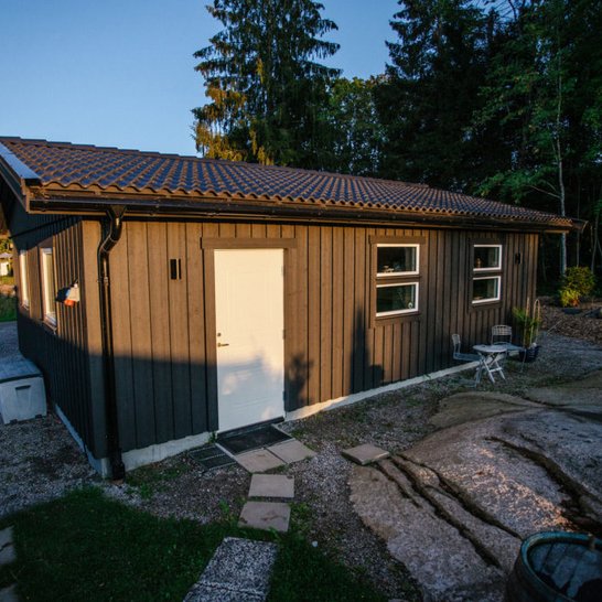 Dubbelgarage med hobbyrum