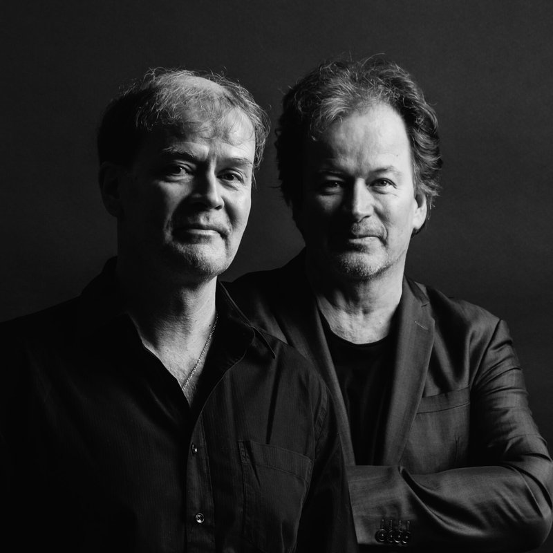 Bröderna Westö om sina minnen från två författarliv och en fin syskonrelation