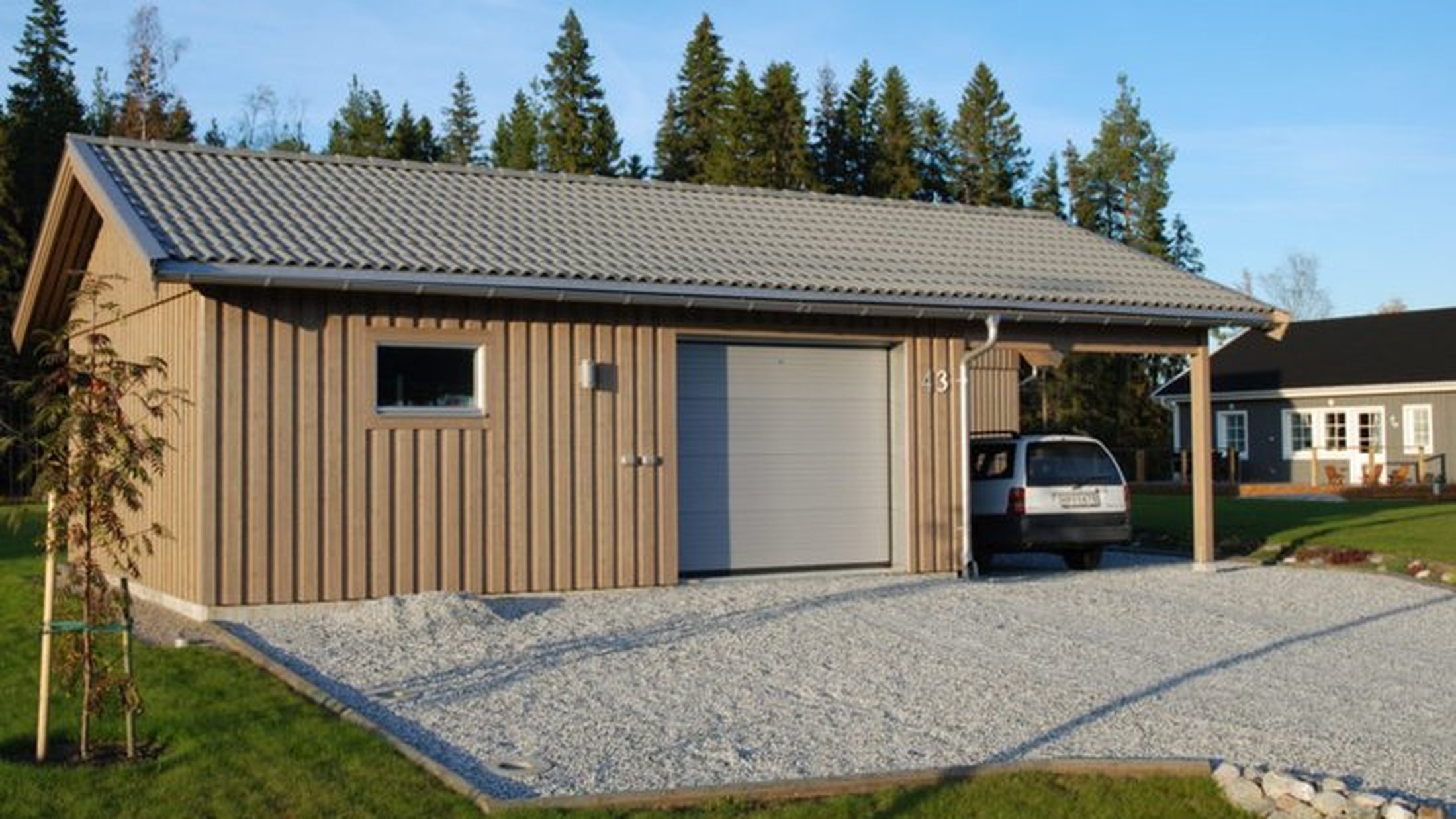 Garage med Carport