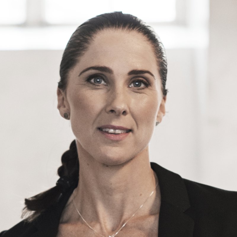 Anna Tell skrev om kvinnan hon själv saknat: 