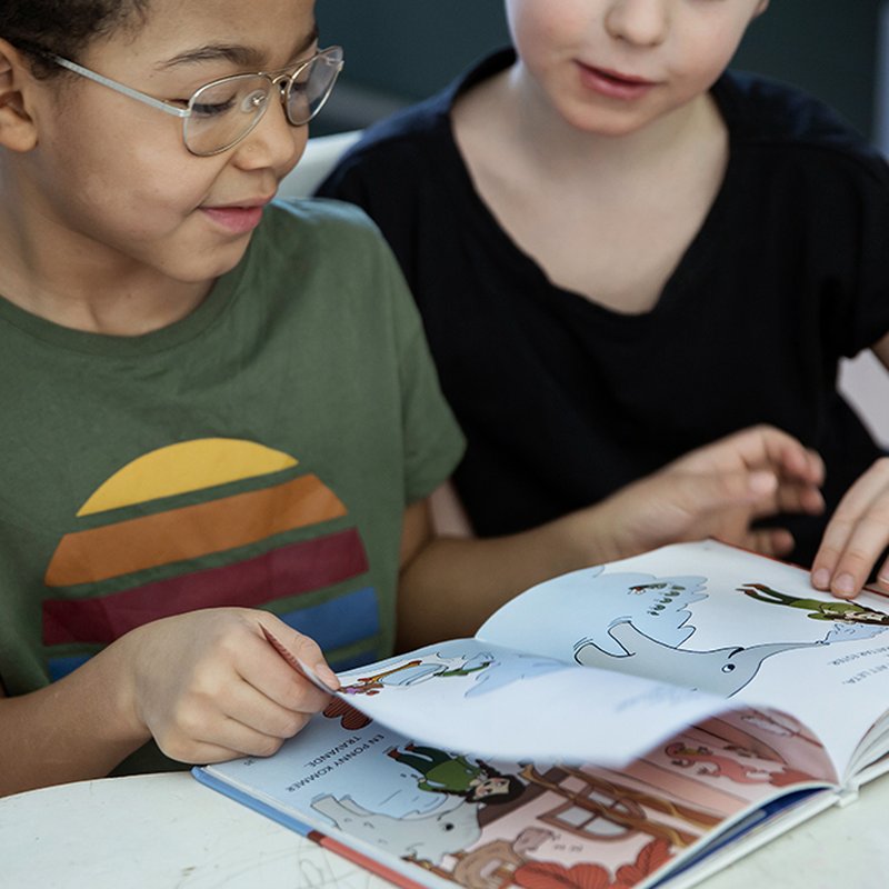 9 böcker som visar pirriga barn hur det går till i skolan