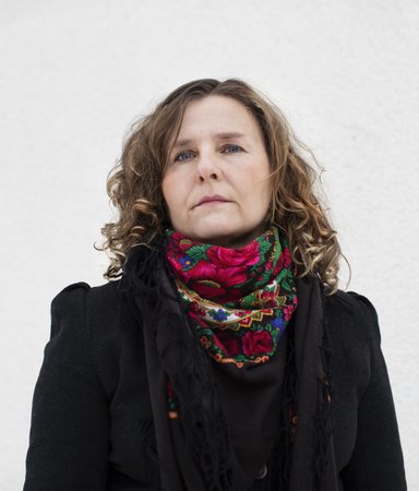 Marie Bengts: ”Vem högg en sax i den godhjärtade Asta?”