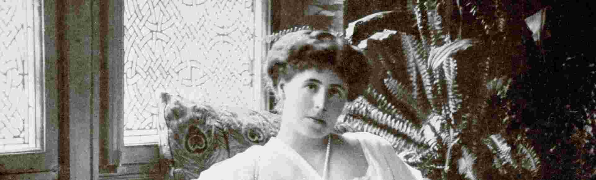 Queen Marie of Romania. Credit: Classic Image