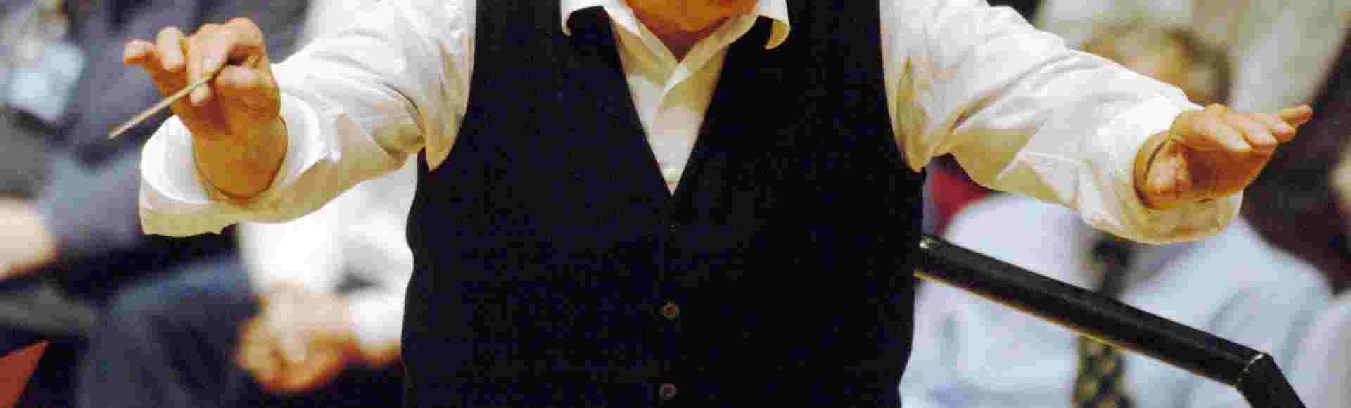 Christoph von Dohnanyi conducts the NDR Symphony Orchestra.