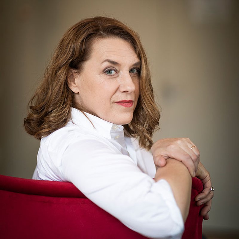 13 böcker Anna Maria Käll läst in