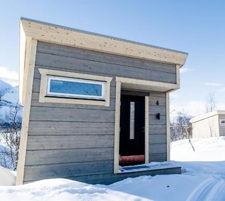 Enoks fjällstuga vinter