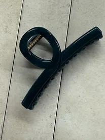 Evlove Loop Hair Claw - Forest Green