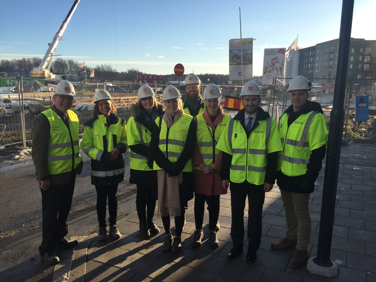 Riksdagsledamöter på Åke Sundvalls bygge