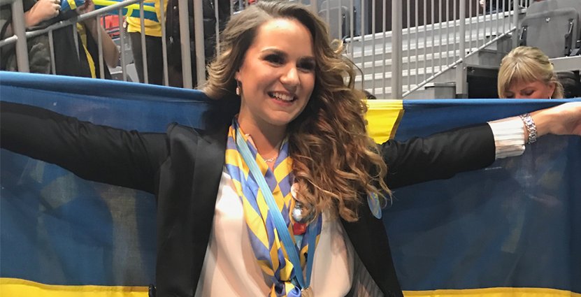 Till vardags är silvermedaljören Evelyn Piros hotellreceptionist på Quality Airport Hotel Dan i Köpenhamn.  