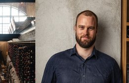 Han ska lyfta vinerna på Niehku Mountain Villa i Riksgränsen