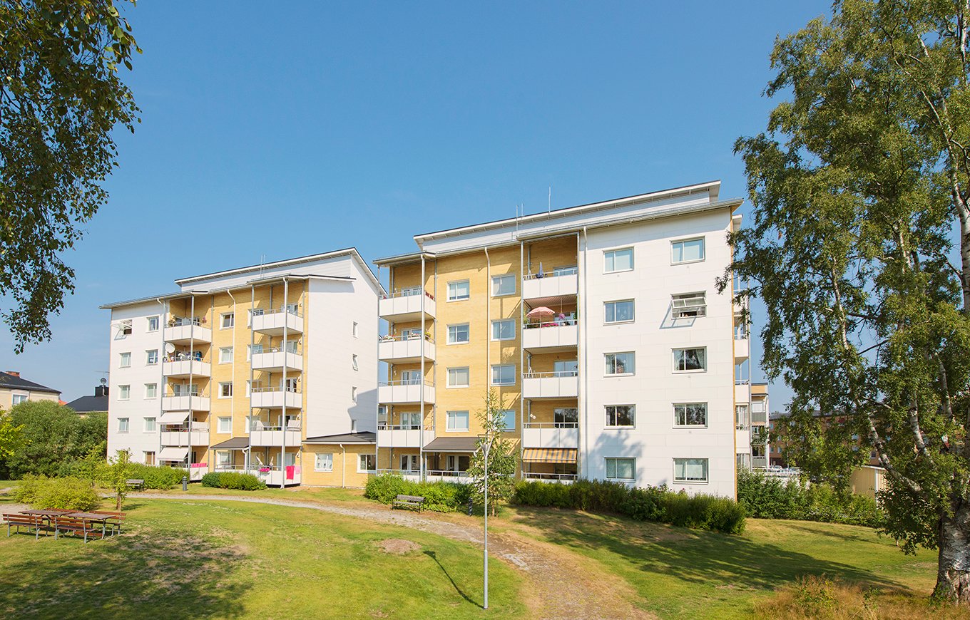 Kv Traktorn 2, bild 1 av 3