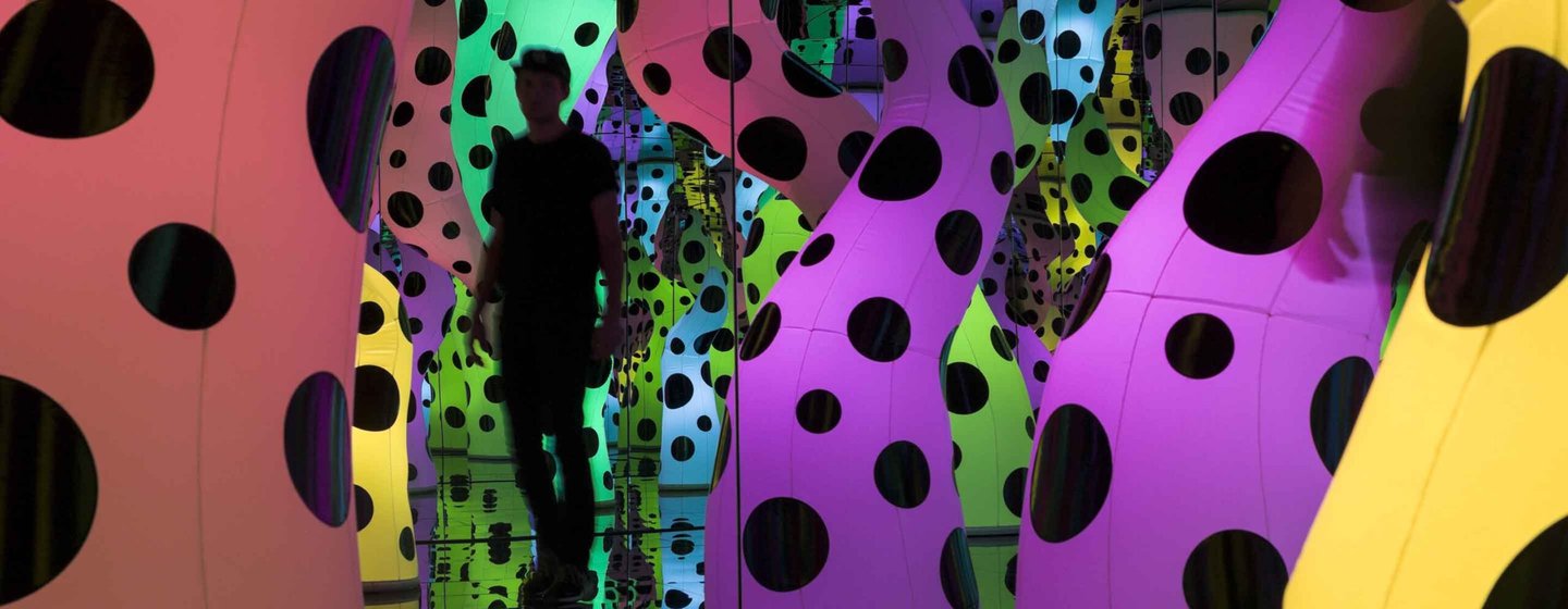 Kusama: Infinity