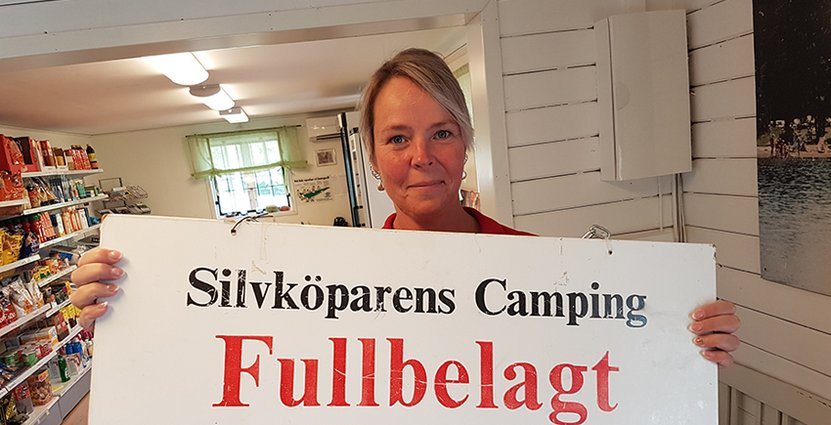 Högtryck. Campingens samtliga 85 platser har varit fullbokade sedan midsommar.   