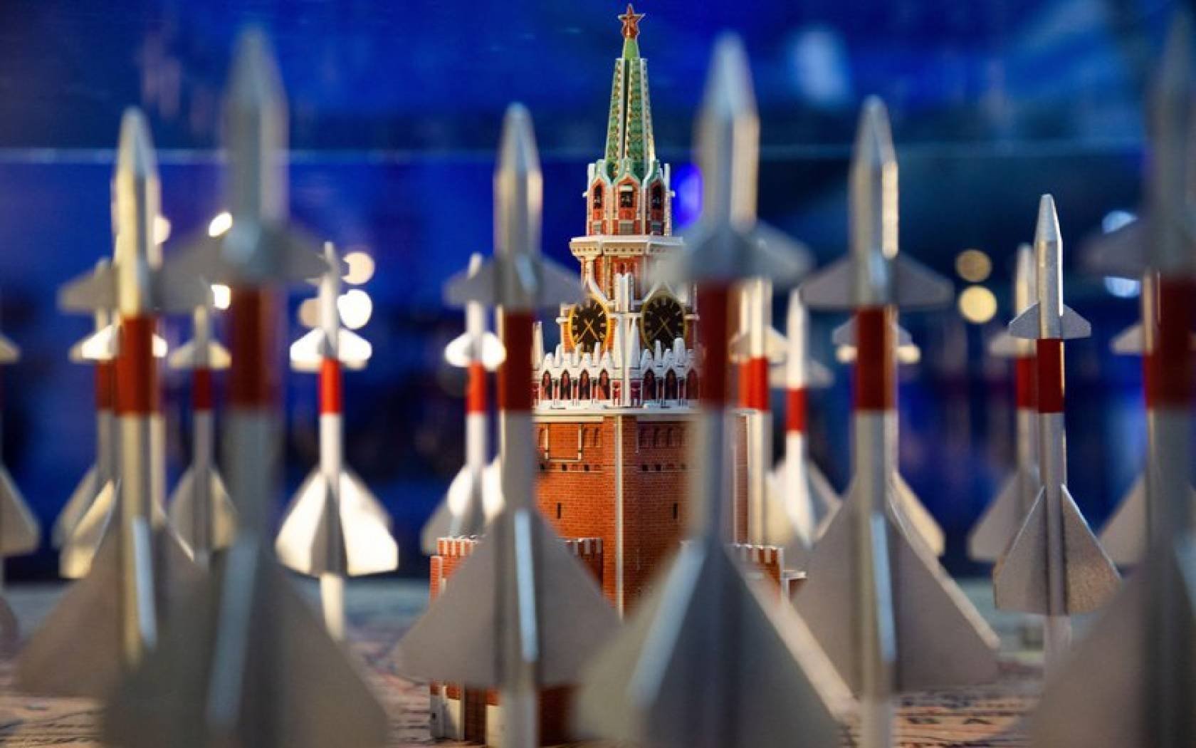 Mock-up of the air defense system around Moscow.