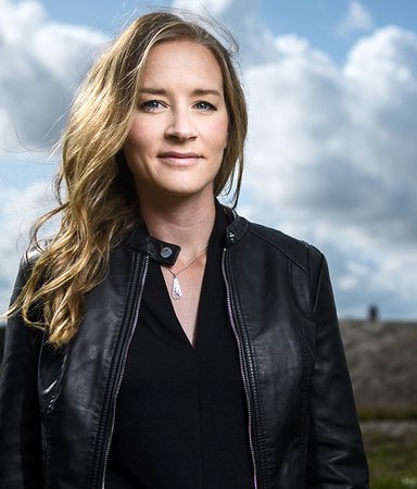 Stina Jackson: ”För mig är det människorna som är själva gåtan”