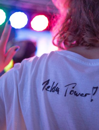 tshirt med pekka powers autograf