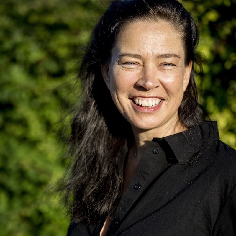 Marie Lundström: ”I skarp litteratur får våra liv betydelse och konturer”