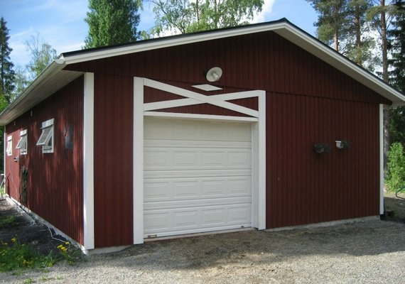 Left side garage with right side matching door