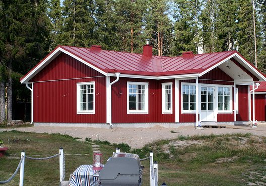 Unique red finish with big windows