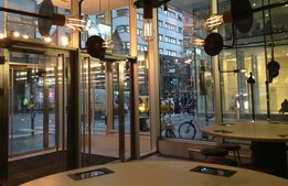 Melker, Danyel och Jonas hittar hem till mamma
