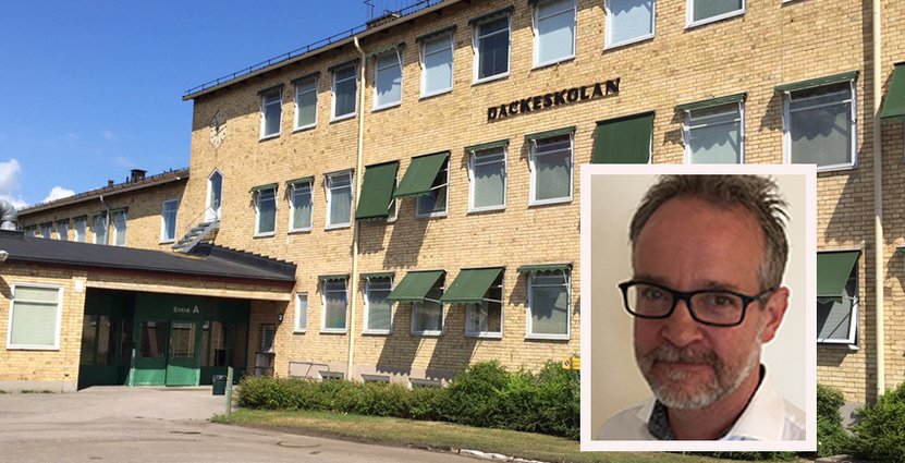 I Mjölby har en rektor tagit upp kampen mot ortens brist på kockar. 