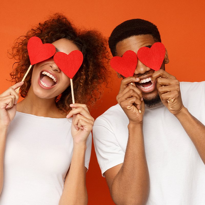 10 av litteraturens mest oförglömliga kärlekspar