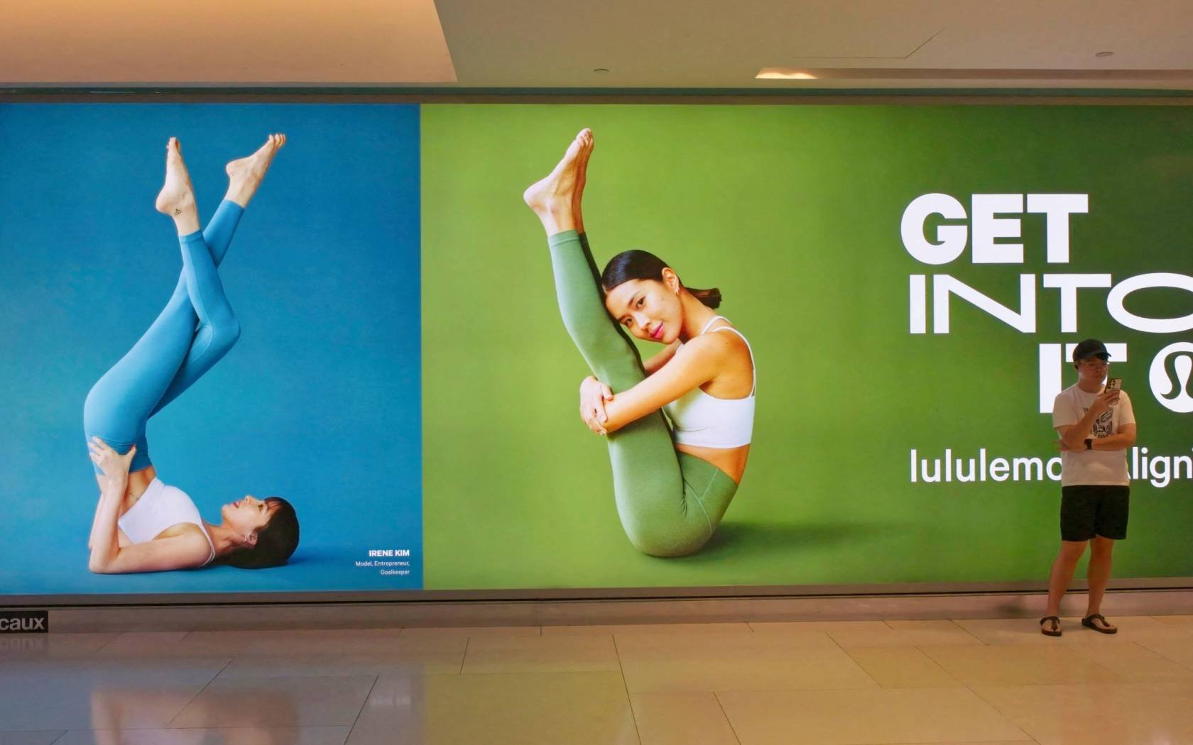 A lululemon advert in Singapore.