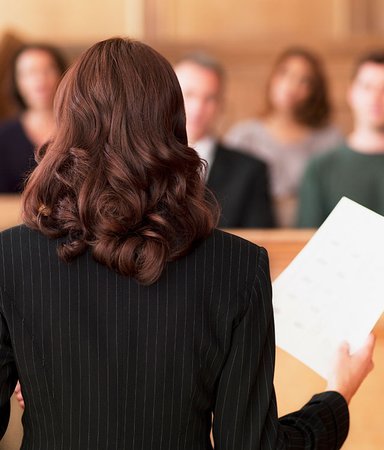 5 romaner med drama i advokatmiljö