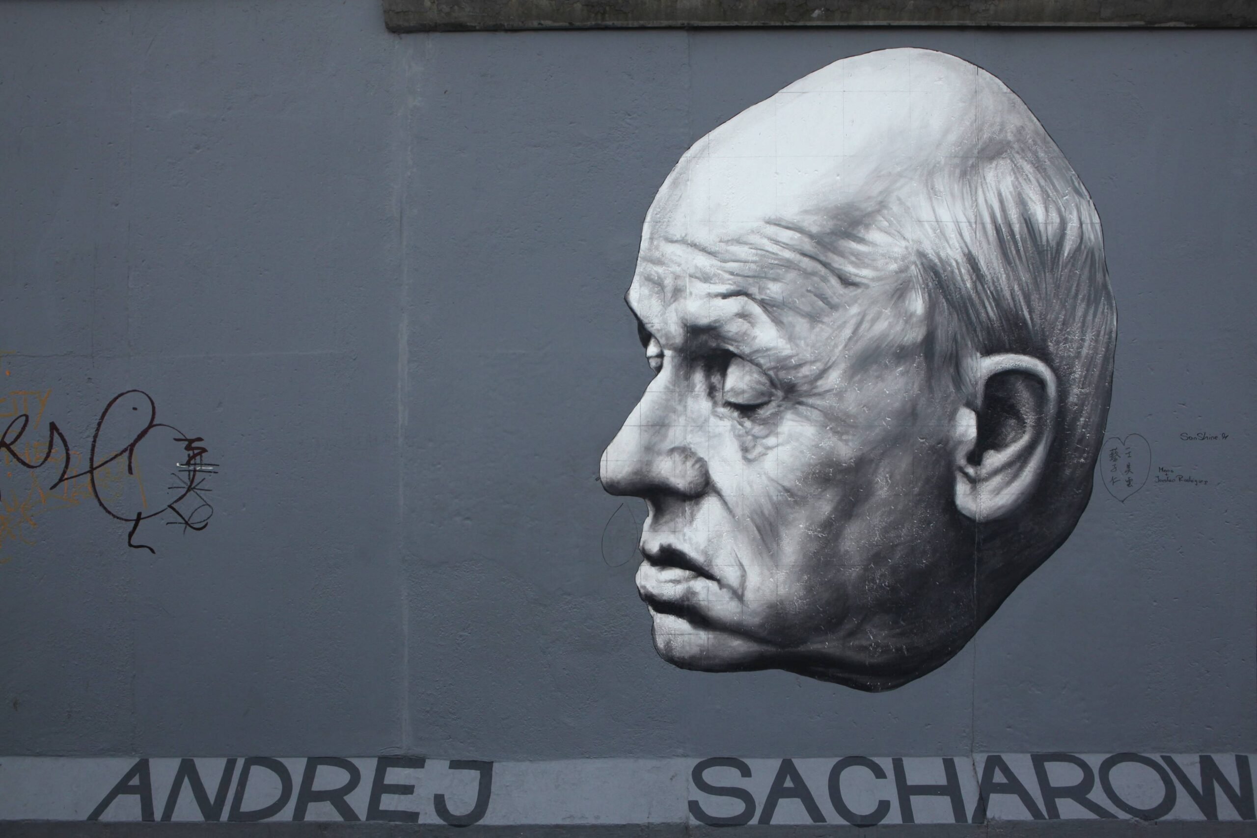 A mural of Andrei Sakharov on the Berlin Wall in East Side Gallery in Berlin, Germany. Credit: Azoor Photo / Alamy Stock Photo