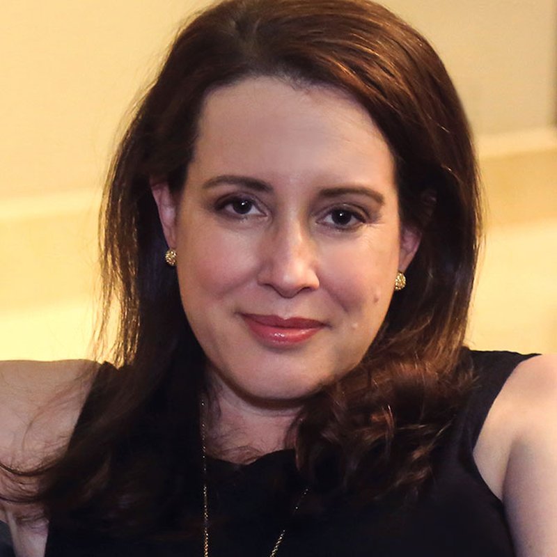 Bridgerton-författaren: ”Alla älskar känslan av att bli förälskad”