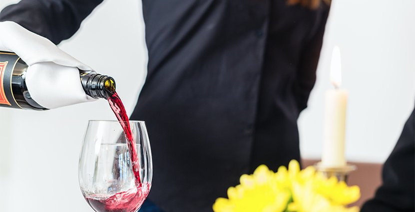 Klart: Regeringen förlänger alkoholförbudet. Foto: Colorbox