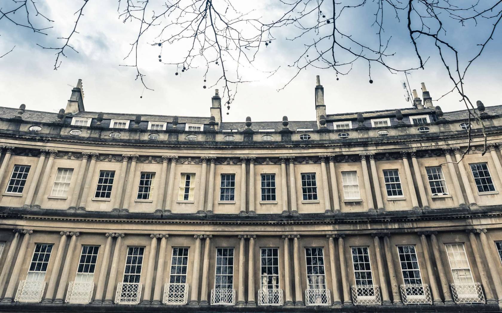 Famous Georgian terraced houses in the Circus, Bath, England.