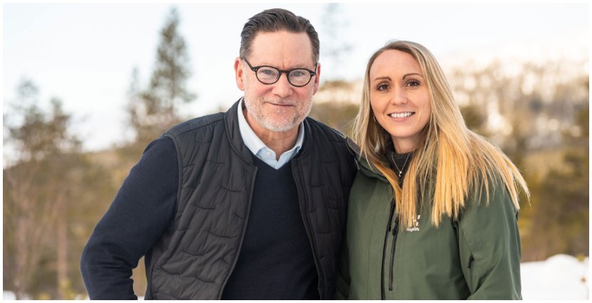 Vd Louise Larsson tillsammans med avgående vd Anders Bjernulf 