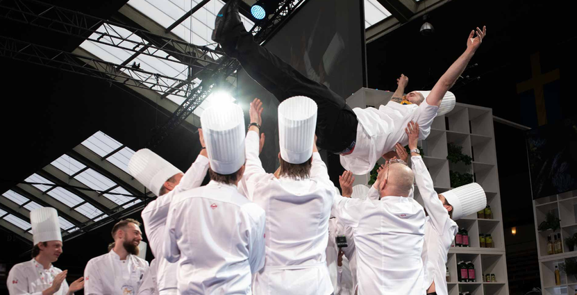 16 kockar går vidare till dag två i kvalet. Finalisterna avgörs idag.  Foto: Pressbild Årets Kock