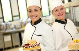 Färre elever driver besöksnäringsföretag