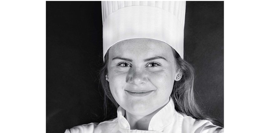 Evelina Änggren från Halmstad tävlar i Gastronomi Sverige Commis Award 2020.  Foto: Morgan Ekner