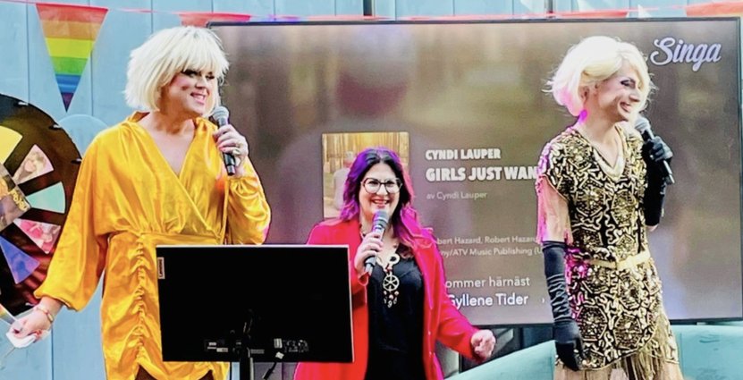 Lillan och Tjorven från dragduon HBTQul under en av vårens kakarokebruncher. Foto: Pressbild