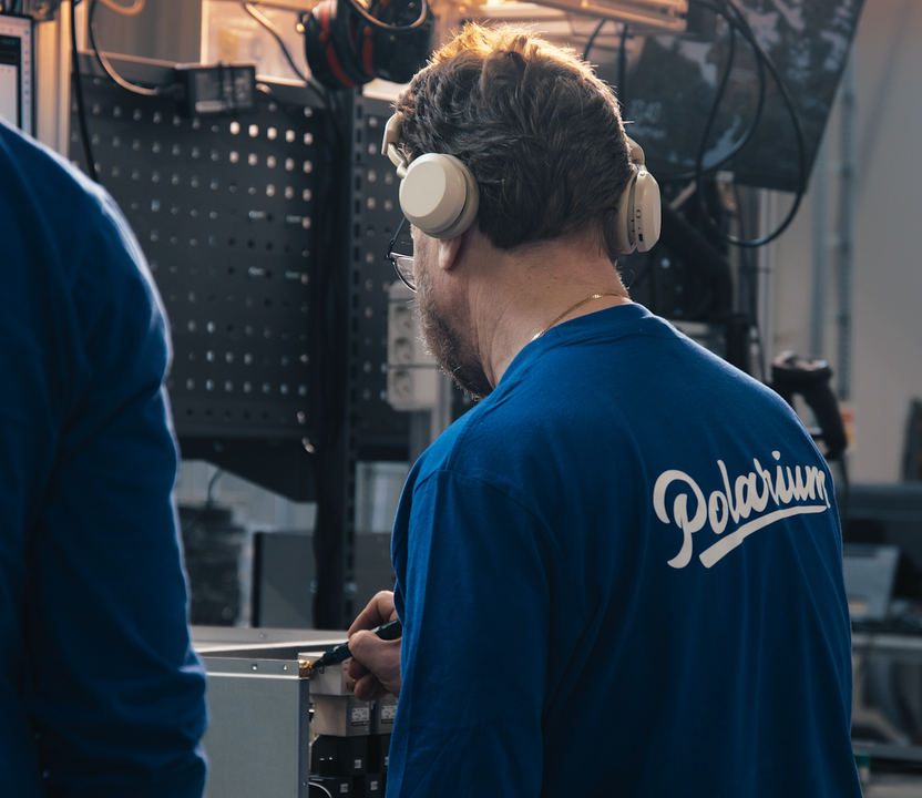 Från celldesign till högpresterande batterisystem  – Svensk innovationskraft. Varje dag.