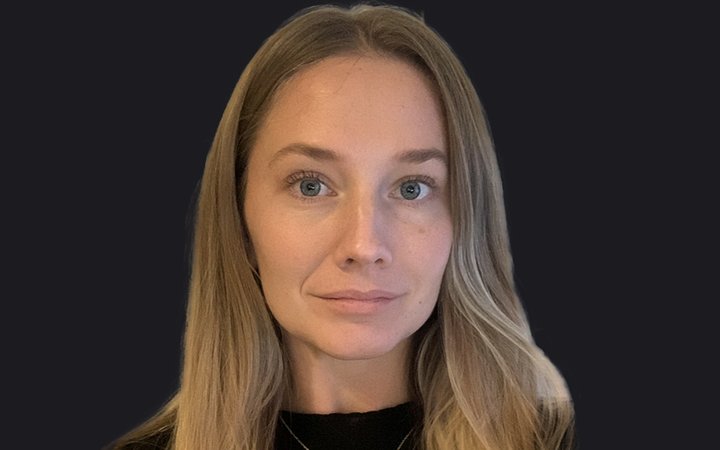 Porträttbild av Fanny