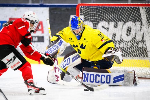 Hur förbereder man sig för de olika rollerna som förste- respektive andremålvakt?