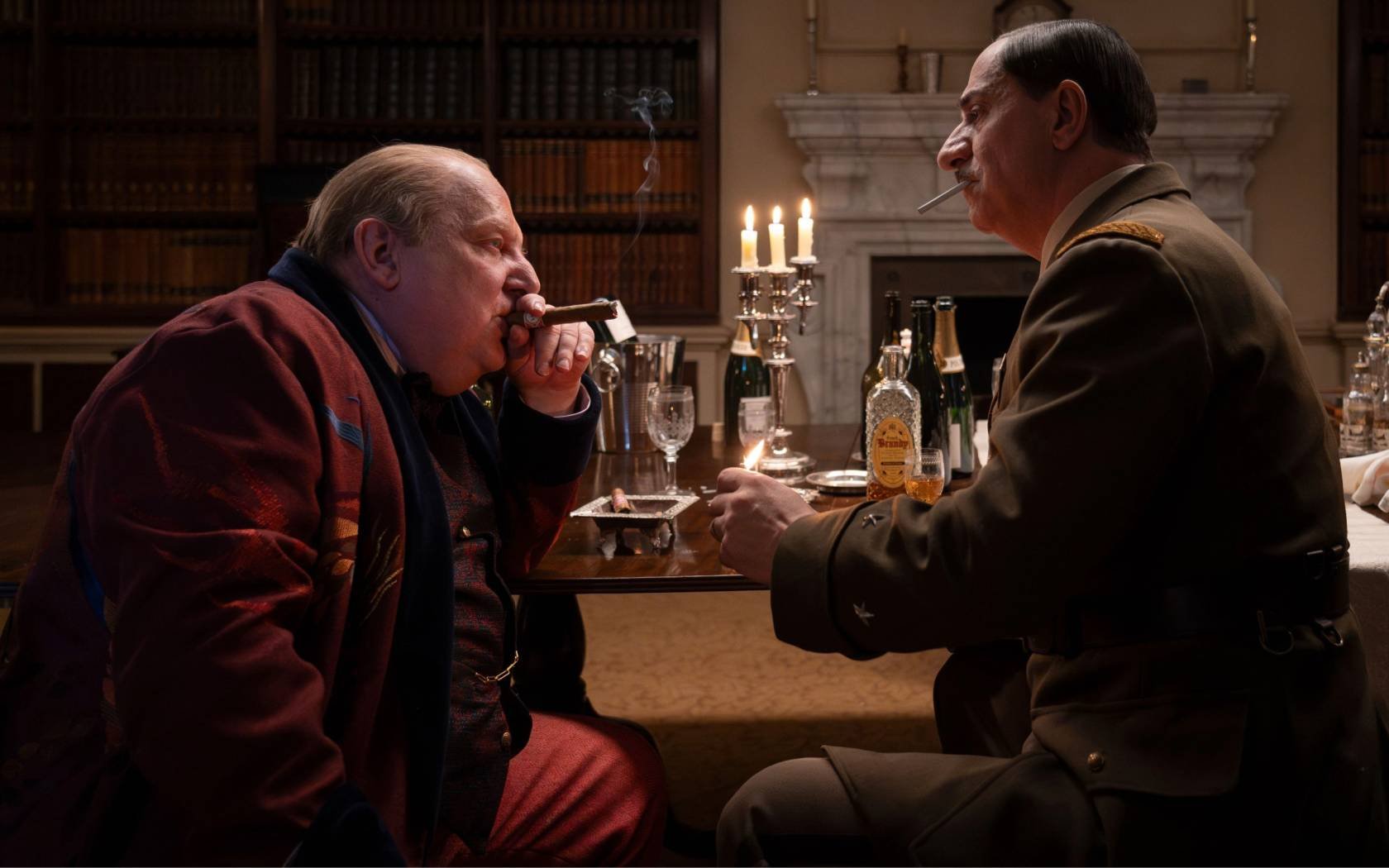 Scene showing Simon Abkarian as Charles de Gaulle and Simon Russell Beale as Winston Churchill in Antonin Baudry's 'De Gaulle: Résistance'.