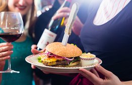 Restaurangers försäljning går uppåt – tron på lönsamhet nedåt