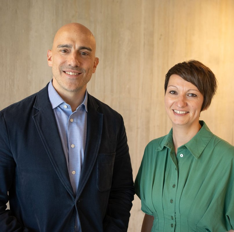 Jonathan Perdoni & Sarah Benton