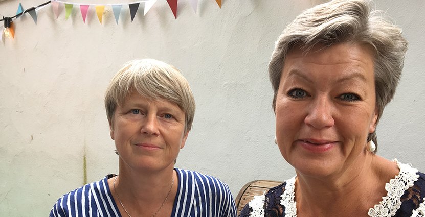 Irene Wennemo, statssekreterare och Ylva Johansson, arbetsmarknadsminister.  