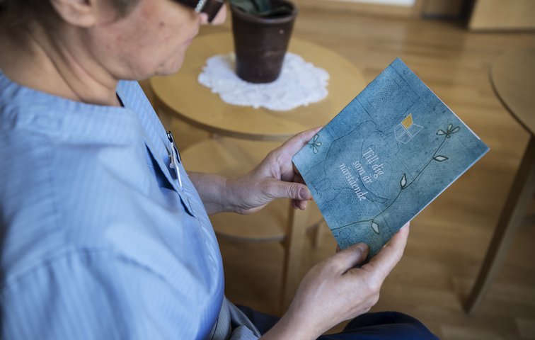 Närståendehäfte översatt till ett 20-tal språk