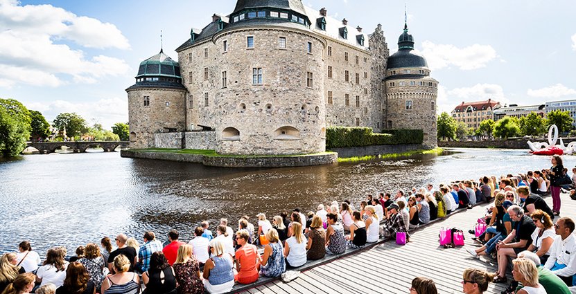 Örebro slott, populärt turistmål. Holländare står för 9 procent av länets utländska gästnätter men väntas nu blir fler. 