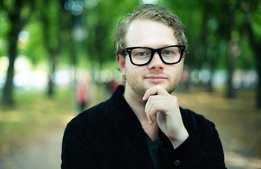 Han gör 40 krogbesök på 7 timmar