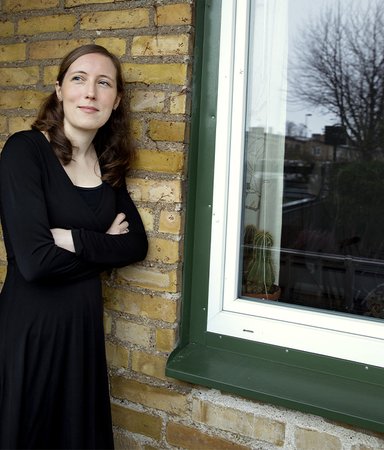 ”Jag ville skriva en roman om passion och starka känslor”