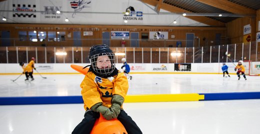 Hur skapar vi trygga ishockeymiljöer?