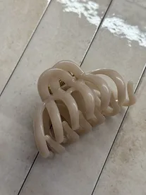 Evlove Power Hair Claw – Beige